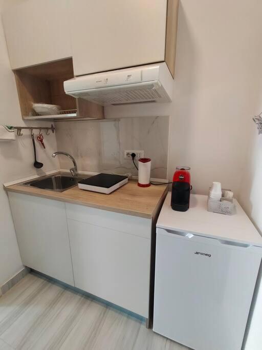 Aura Apartment Bari Exterior photo