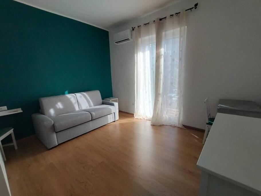 Aura Apartment Bari Exterior photo